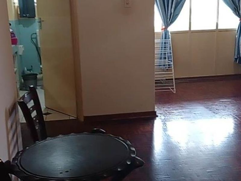 Prime Location Spacious Duplex, Incredible Potential - Photo 8