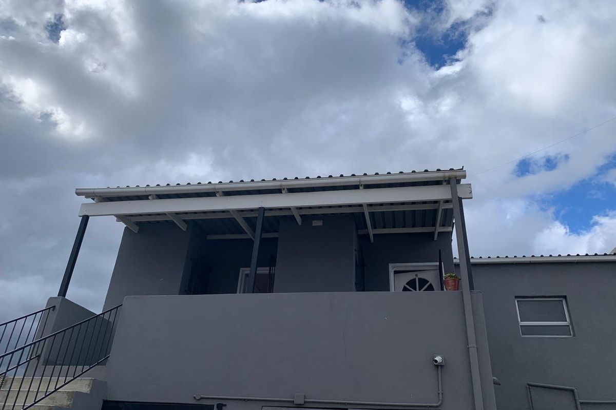 Refurbished Offices with Parking in Central Blackheath - Photo 2