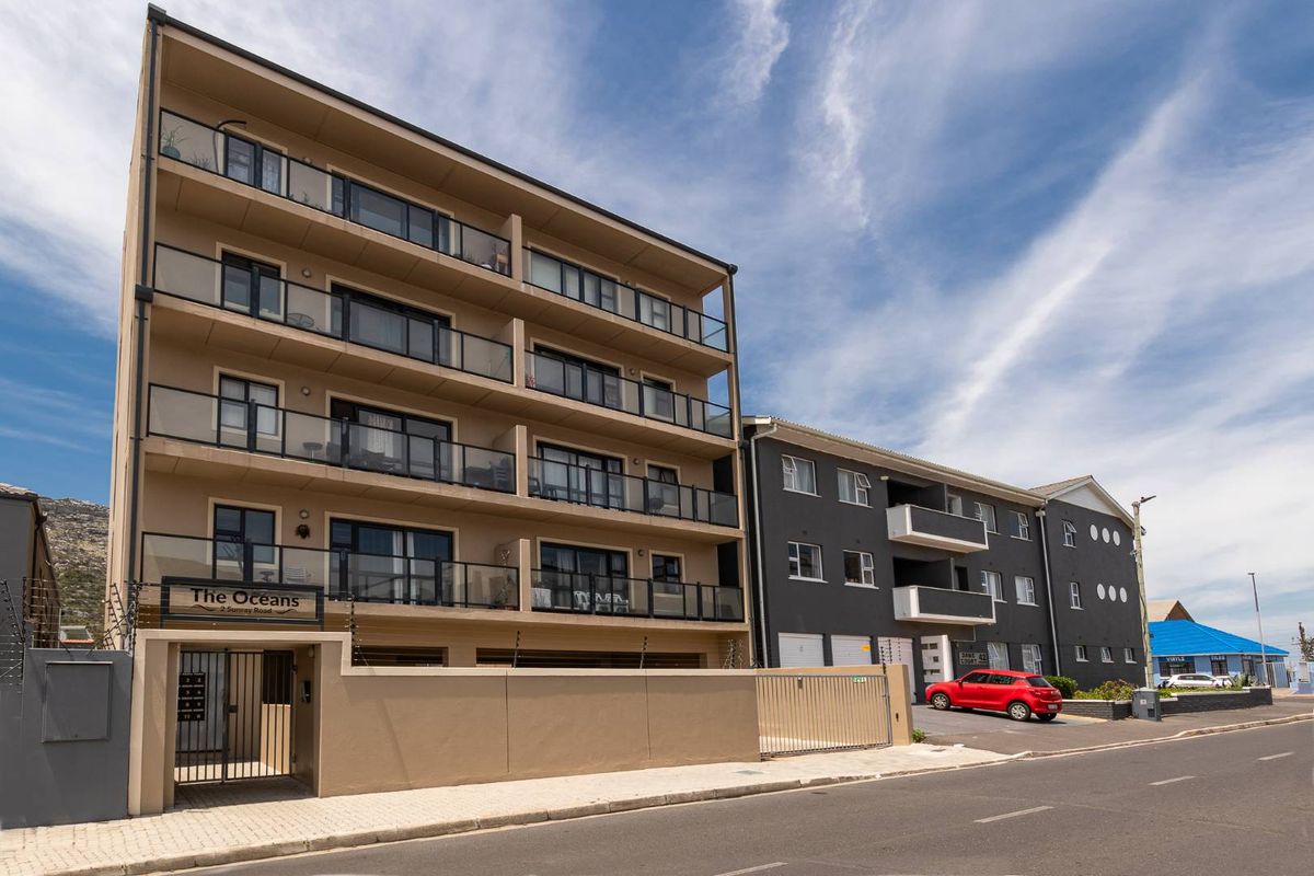 Modern Unfurnished  Apartment in Fish Hoek - Photo 2