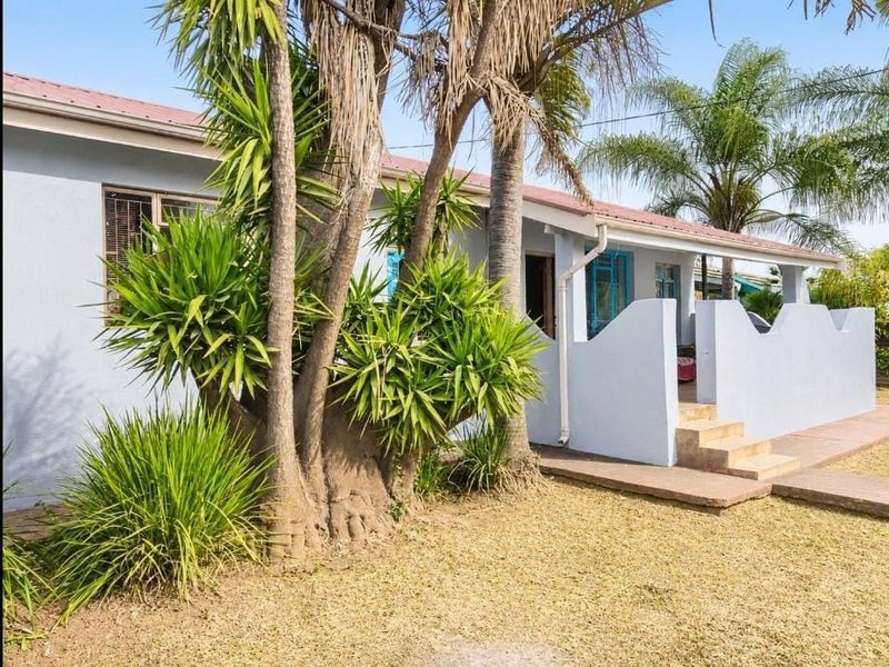 SPACIOUS 3-BEDROOM FAMILY HOME FOR SALE IN KWAGGASRAND! - Photo 8