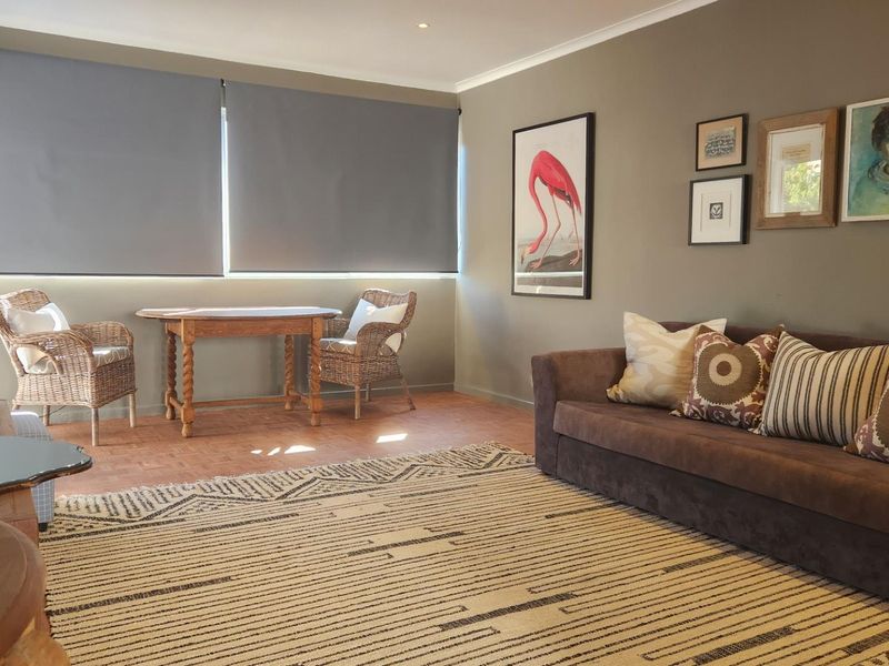 TWO-BED TAMBOERSKLOOF BEAUTY TO RENT - Photo 4