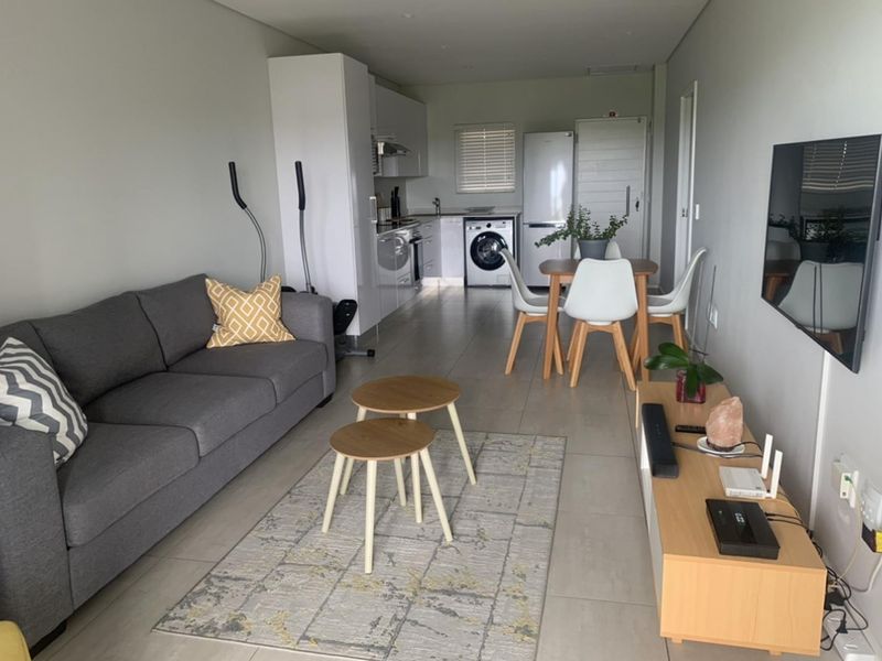 Modern 2-Bedroom Appartement in Seaward Estates - Photo 2