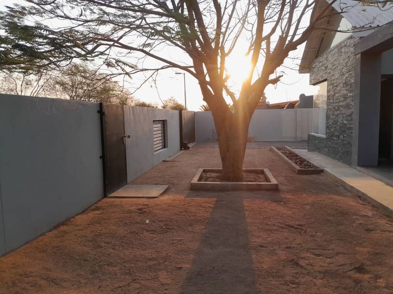MODERN, BEAUTIFUL AND WELL-MAINTAINED HOUSE FOR SALE IN MARIENTAL - Photo 2