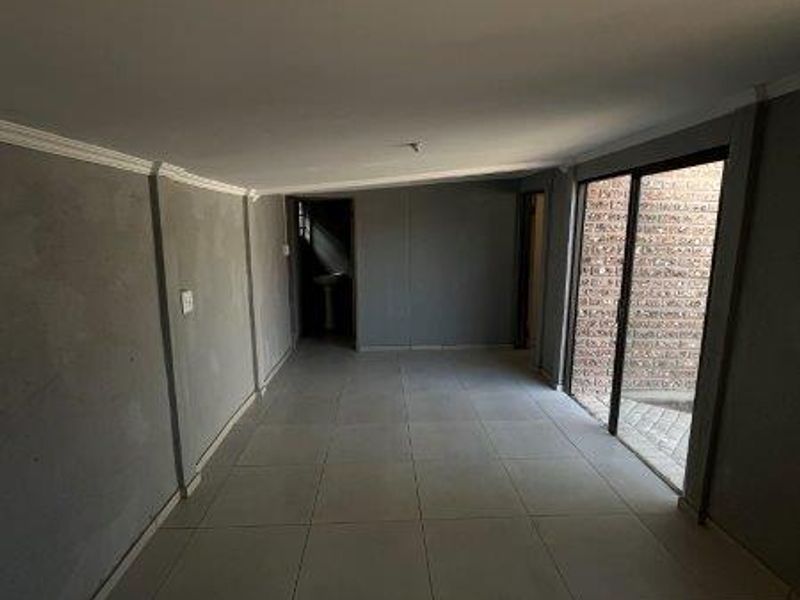 1 BEDROOM COTTAGE TO RENT IN CAPITAL PARK - Photo 5