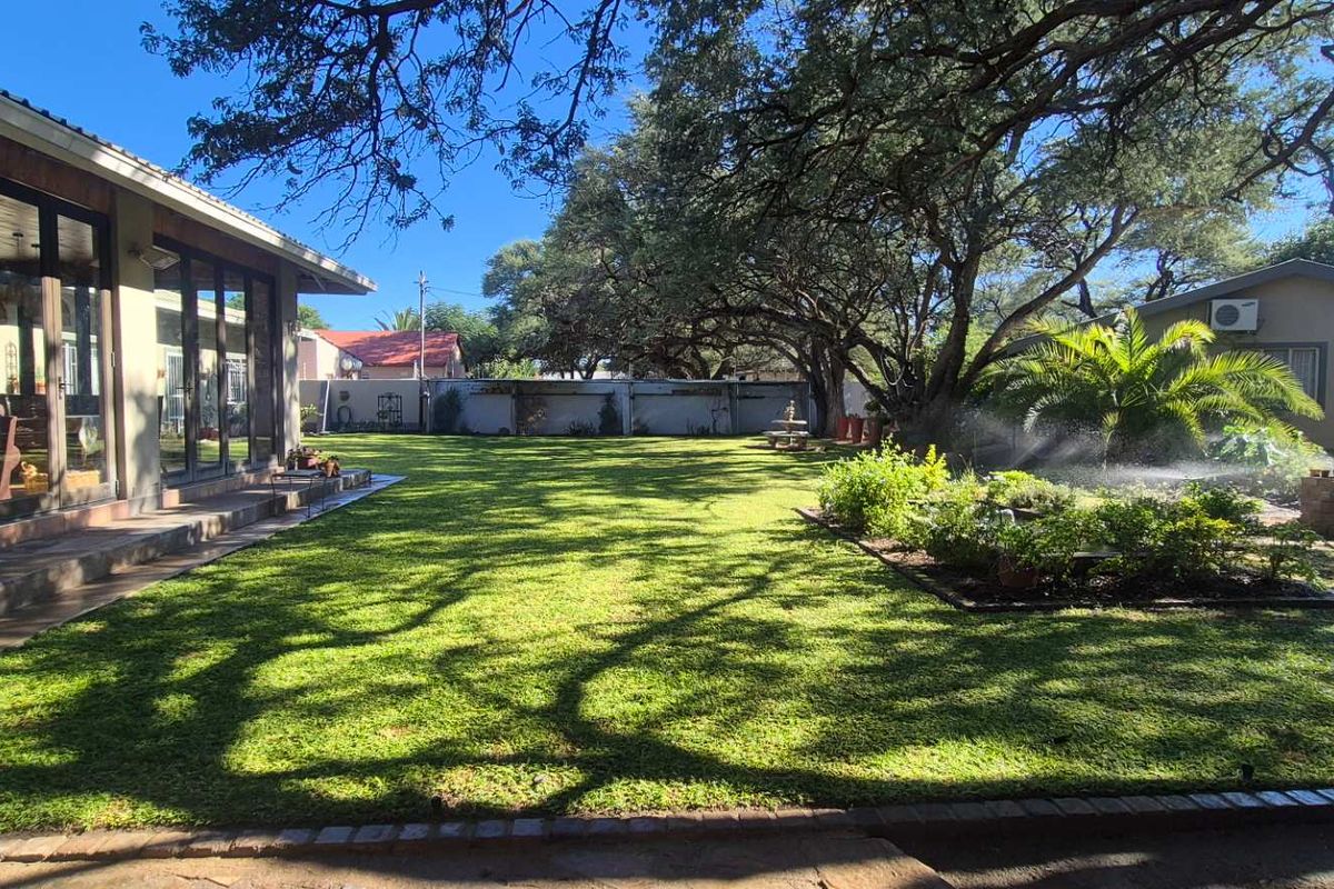 Family Comfort Meets Lifestyle in This Stunning Home - Photo 3