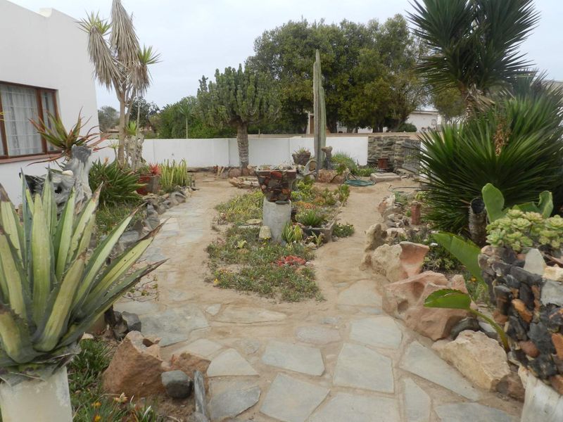 Bargain Home for sale in Henties! - Photo 2