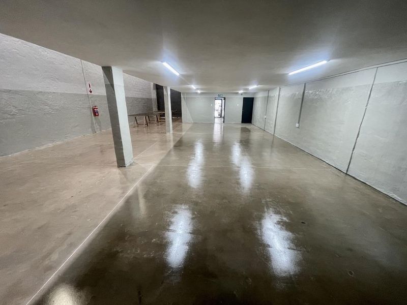 Hendra - 351m2 Warehouse / Light Industrial Unit To Let In Sought-After Business Park - Photo 7