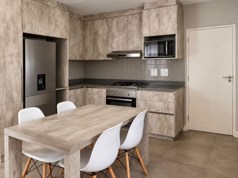 Ground floor apartment in Hartland Villlas - Photo 5