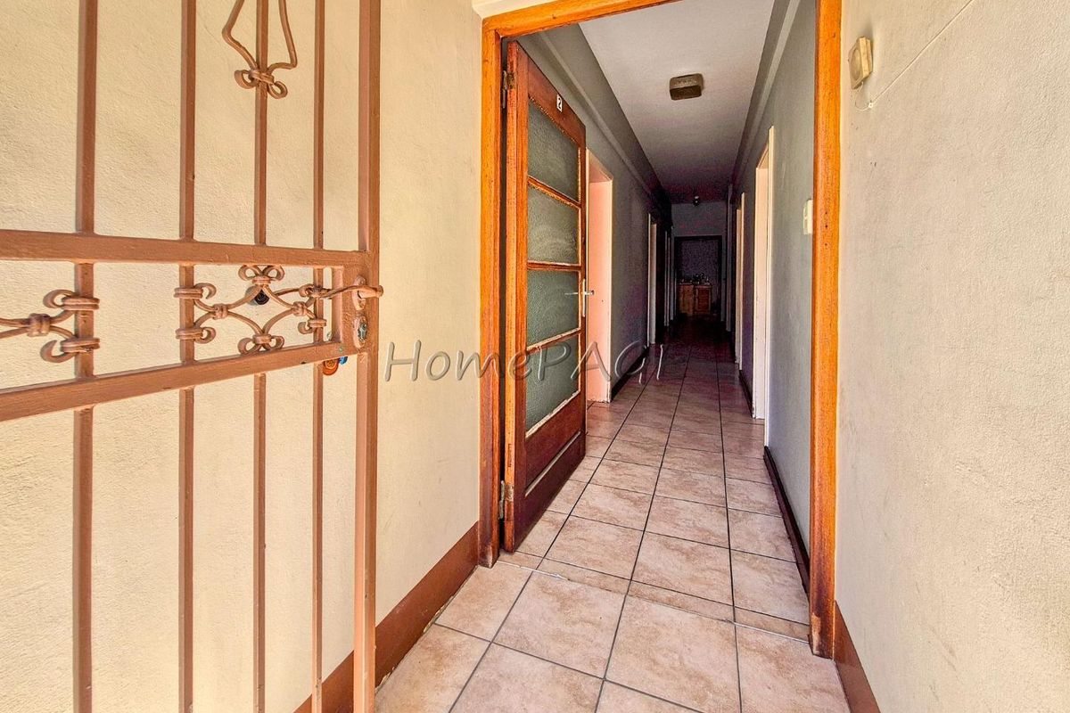 Lagoon, Walvis Bay:  Large Double Storey Home is for Sale - Photo 4