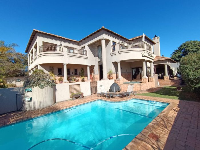 Property #2397851, House For Sale in Midstream Estate