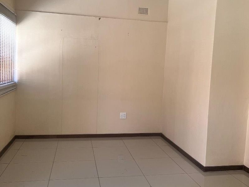 COMMERCIAL OFFICE SPACE TO LET – WINDHOEK NORTH - Photo 6