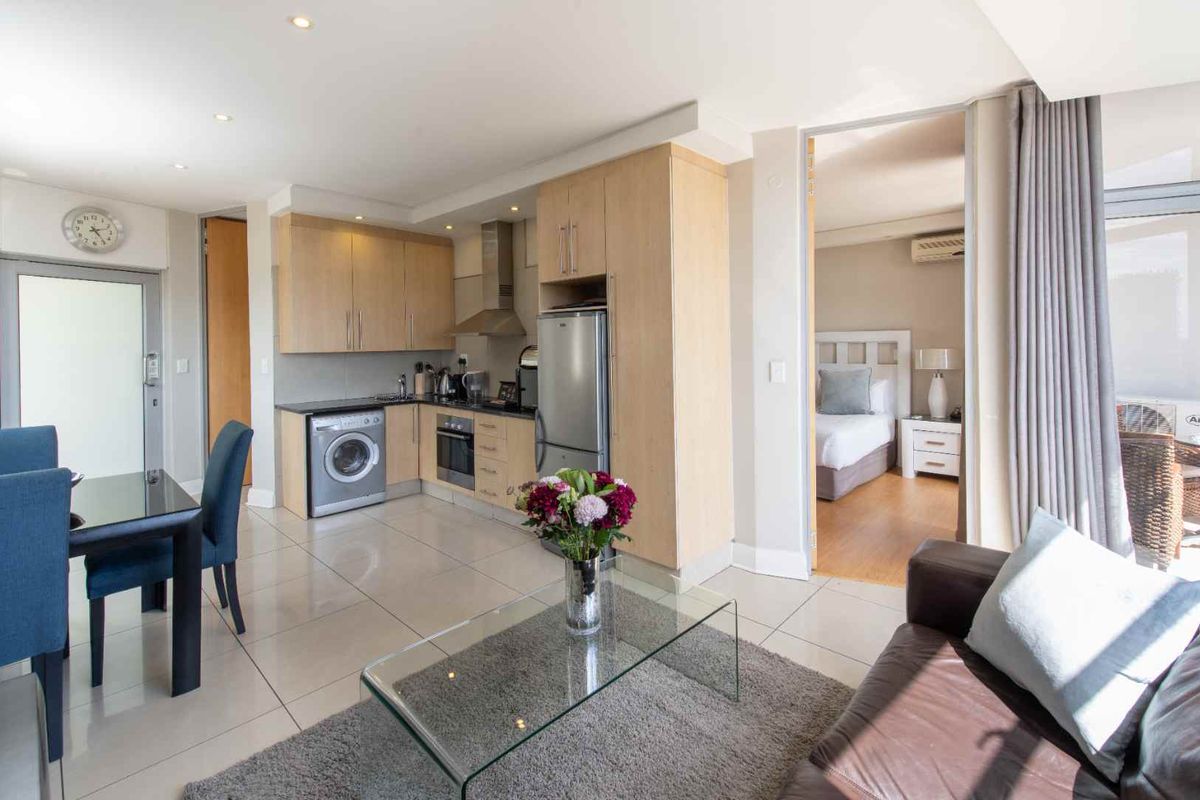 1 bed 1.5 bath in the heart of Sandton CBD - Photo 2