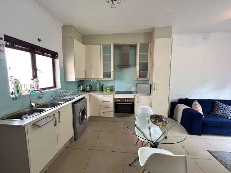 Lovely 1 bedroom, 1 bathroom 1st floor apartment avaiable in Paulshof - Photo 2