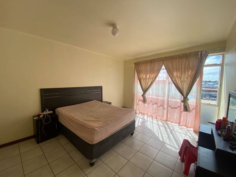 Well suited lock and go unit in Krugersdorp - Photo 4