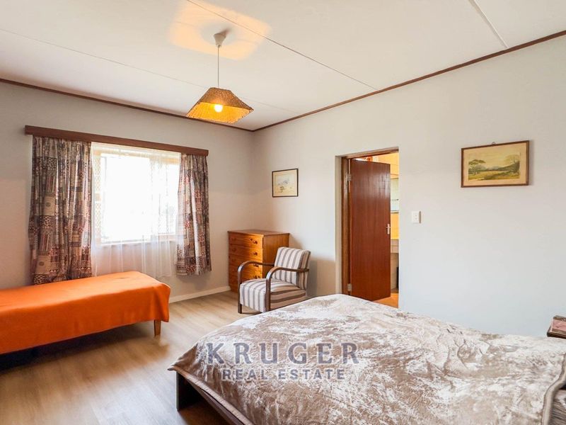 Still trying to make space in a home that feels too small? - Photo 5