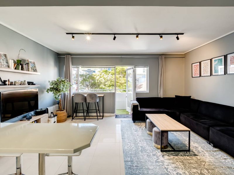 Secure and Stylish in Sea Point! - Photo 7