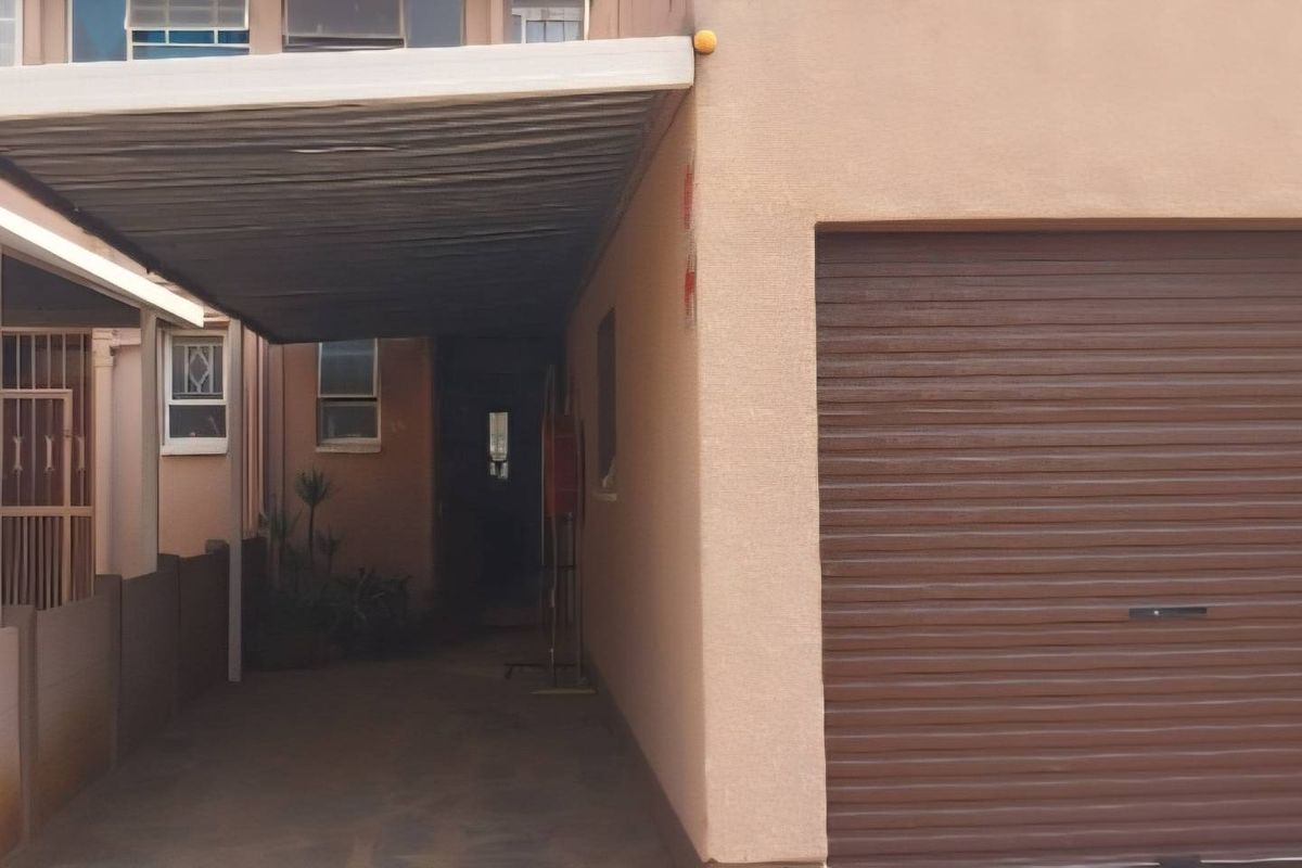 2 Bedroom well-maintained Townhouse for sale in Brackenhurst - Photo 3