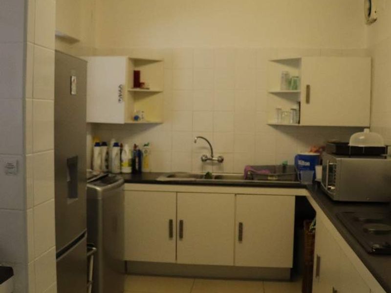 Florida  2 bed unit for sale - Photo 3