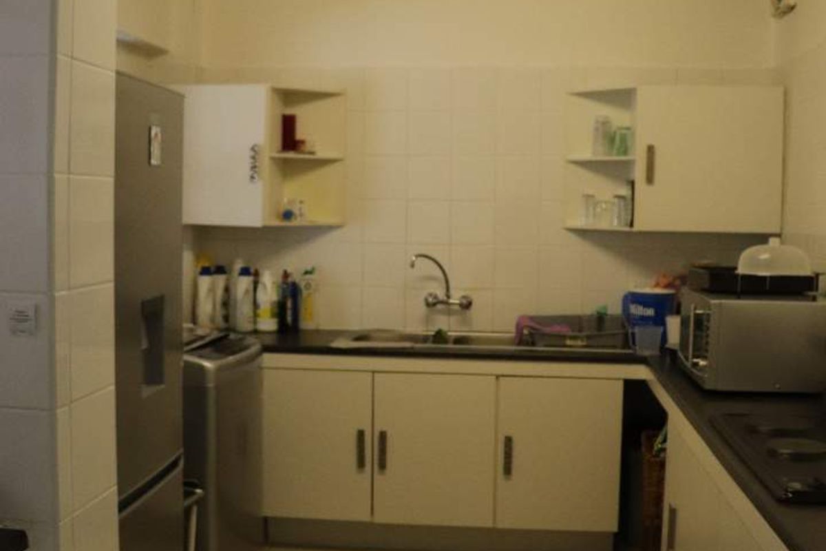 Florida  2 bed unit for sale - Photo 3