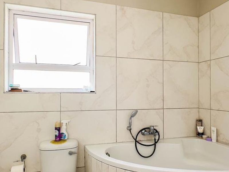 TOWNHOUSE FOR SALE | SWAKOPMUND | KRAMERSDORF - Photo 10