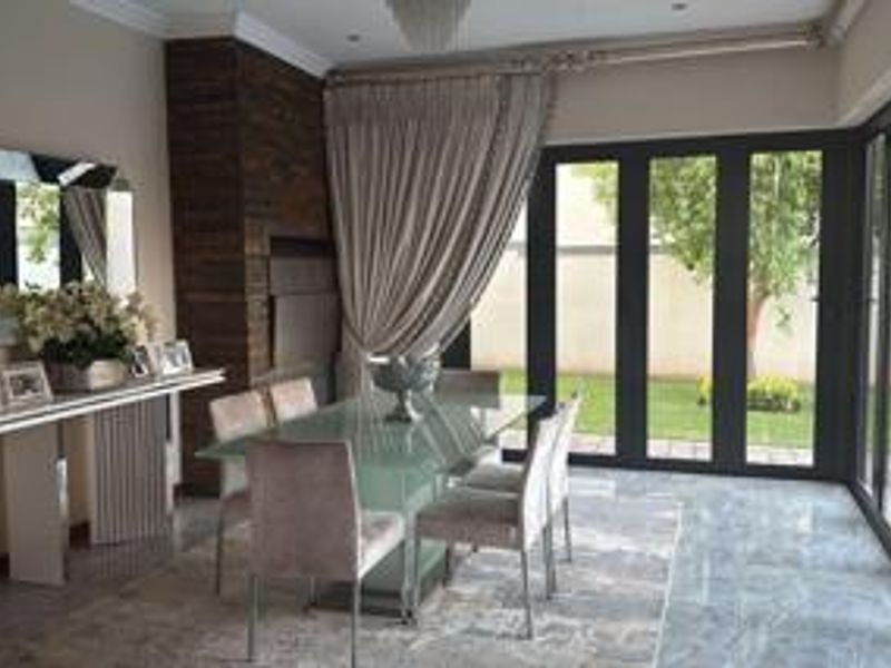 MIDSTREAM RIDGE ESTATE - 4 BEDROOM HOUSE - Photo 10