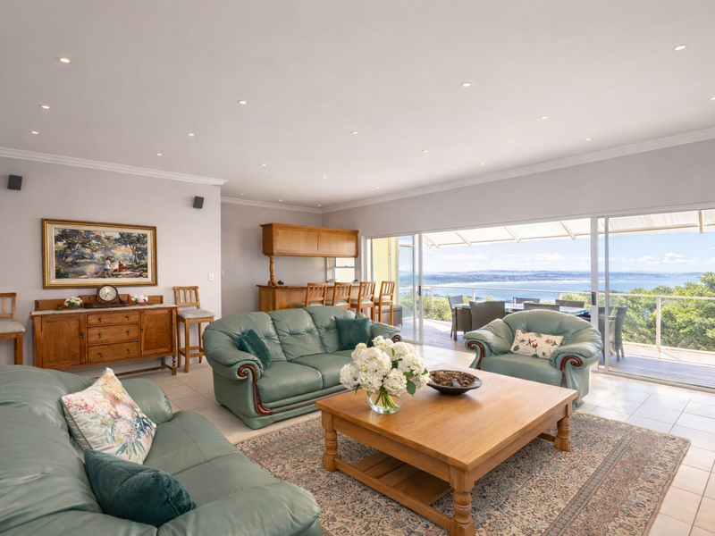 House For Sale in Karmosyn Vleesbaai with Dual Living - Photo 6