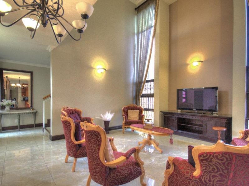 Upmarket Cluster Living with Zero Levies! - Photo 9