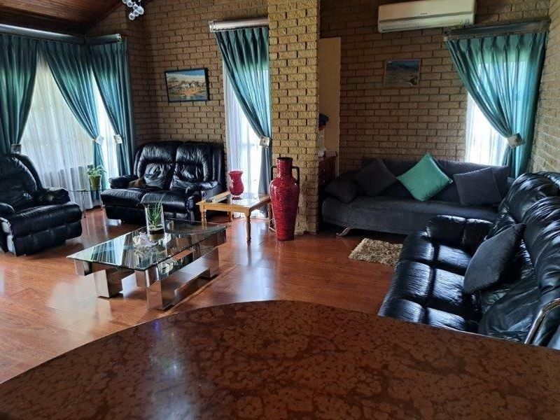 3 Bed Townhouse centrally located in Westville. - Photo 6