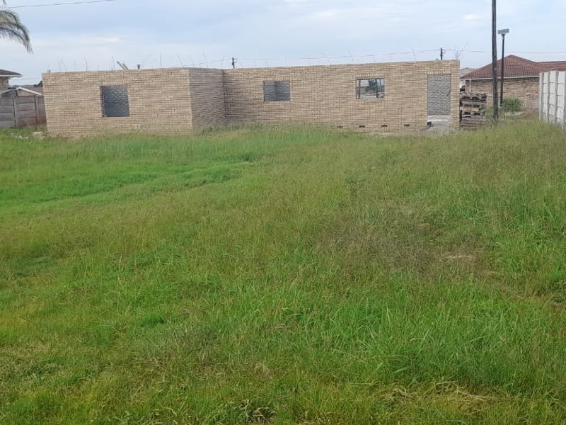 Prime Plot for Sale in Vanes Estate - Photo 4