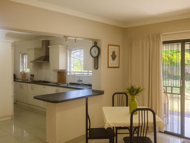 Modern Sandstone Home – Secure, Spacious & Family-Friendly - Photo 9