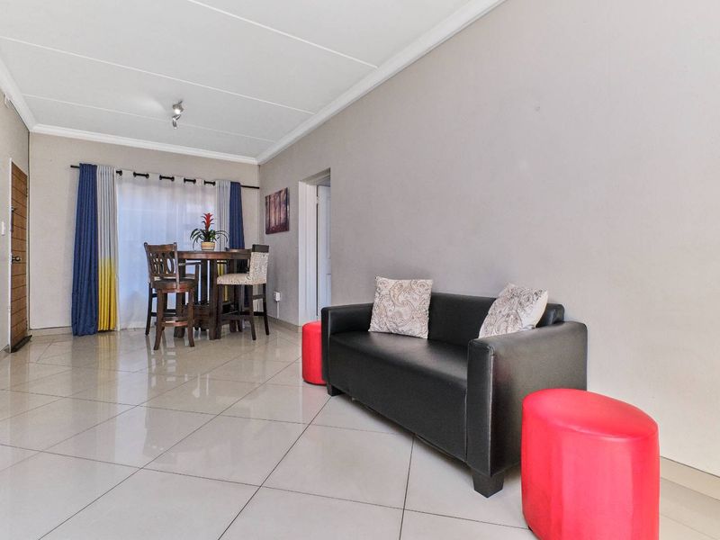Secure, stylish and move-in ready. - Photo 3