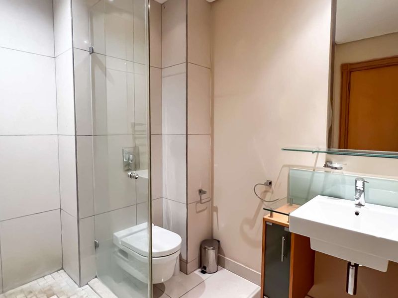 2 BEDROOM I 2.5 BATHROOM APARTMENT - Photo 8