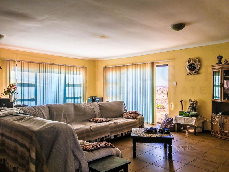 STUNNING MOON-VALLEY VIEWS - Photo 7