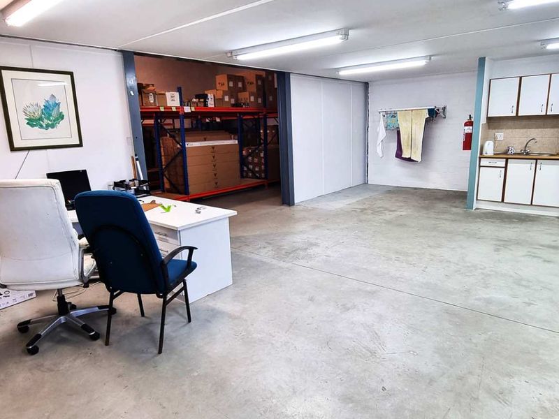 Double Volume Warehouse in Secure Complex - Photo 5