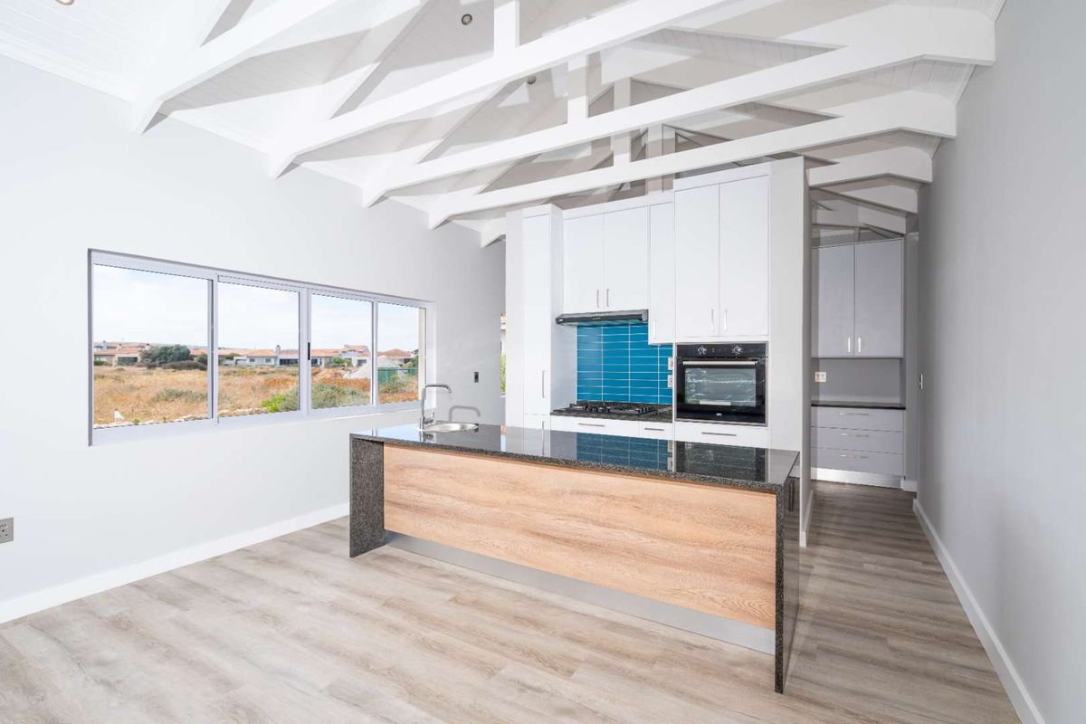 Well Priced Home, Waiting for its New Owner - Photo 4