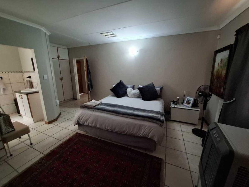 A most tempting buy – excellent investment opportunity! - Photo 2