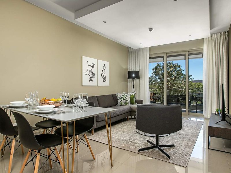 Chic 1 Bed in Rosebank’s Hottest Spot. The Tyrwhitt - Photo 5
