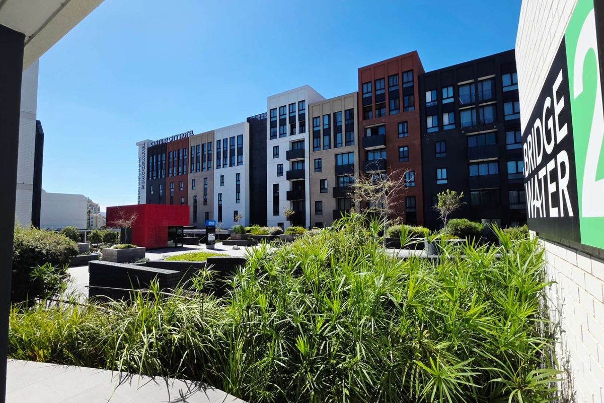 Prime Office Opportunity in the Prestigious Bridgewater One Precinct – Where Business Meets Lifestyle in the Heart of Century City - Photo 3