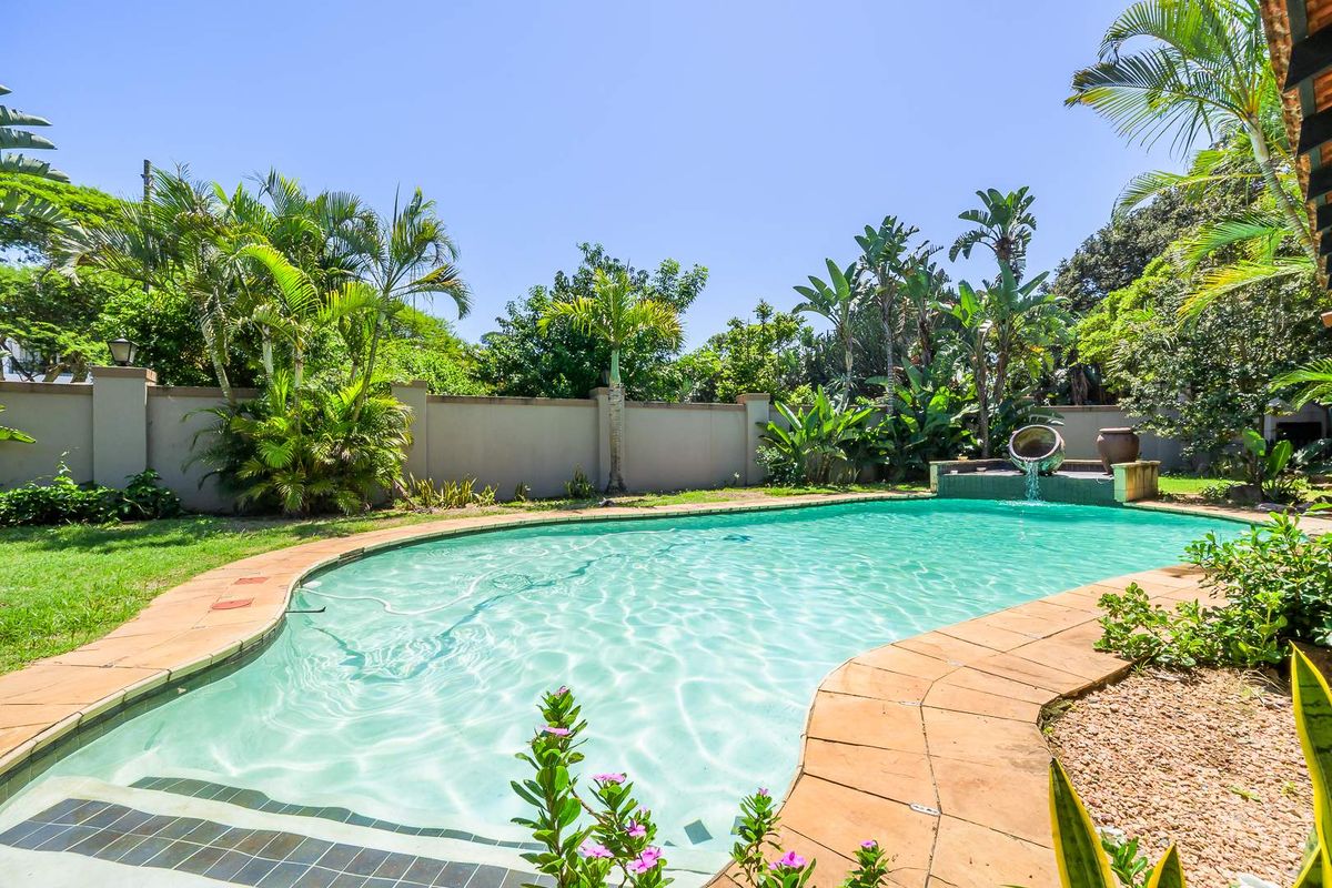 Ultra-Modern 4 Bedroom Luxury Home for Sale – Umhlanga Central - Photo 5