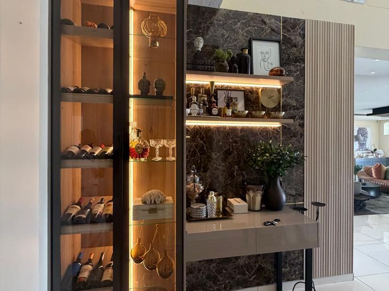 Elegant Family Home with Modern Comforts and an Endless View - Photo 8