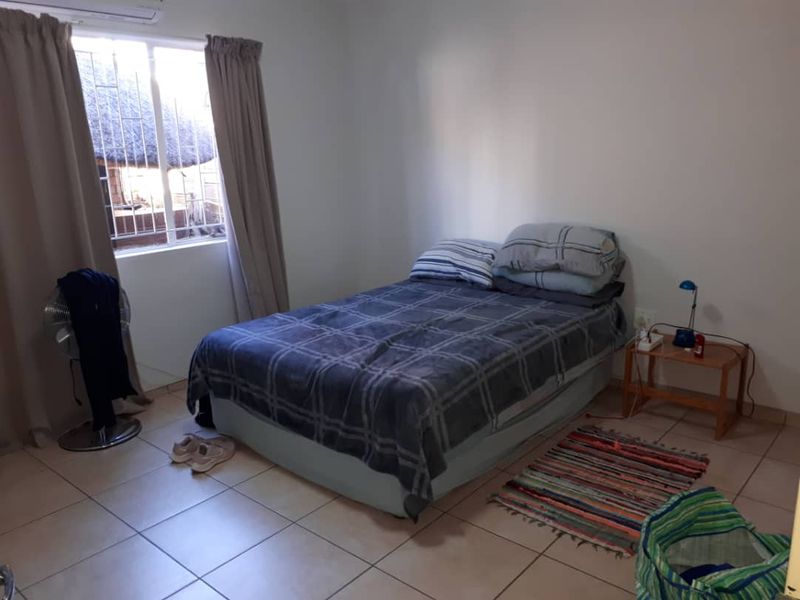 Pet Friendly Town House For Sale In Kleine Kuppe - Photo 6