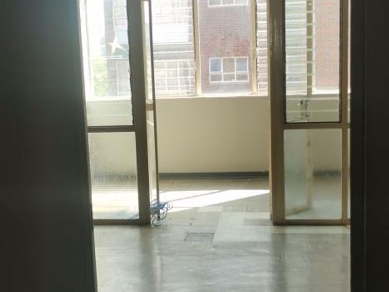 TWO BEDROOM FLAT AVAILABLE IN SUNNYSIDE -1 AUGUST 2026. - Photo 9
