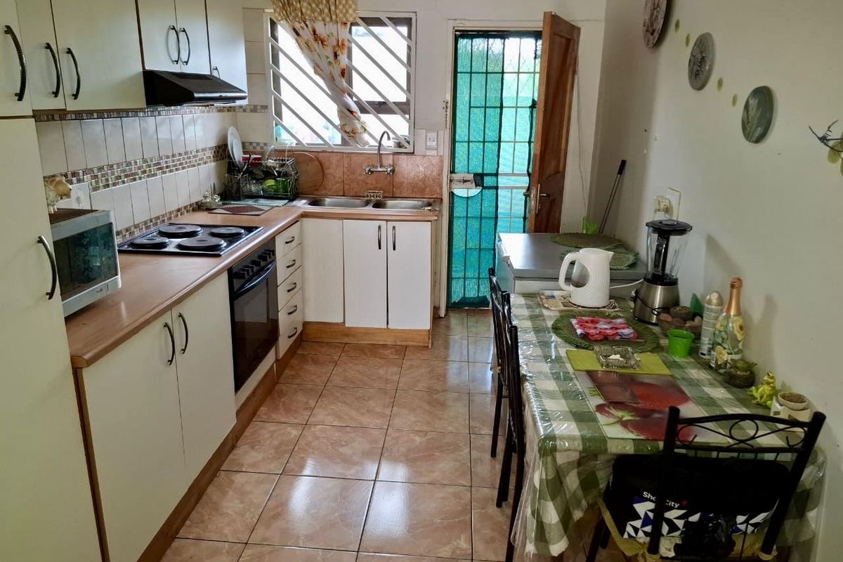 Below Valuation! Secure Your 2-Bedroom Apartment in Veddersdal Today - Photo 5