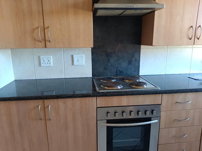Modern upstairs unit - Photo 3