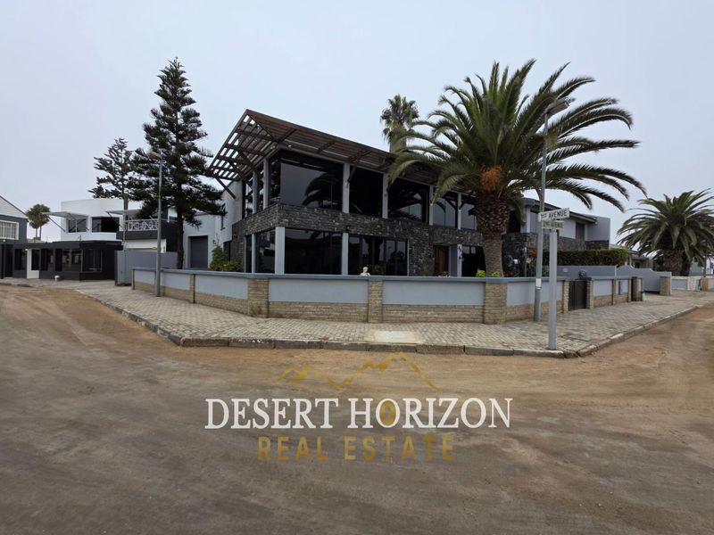 Swakopmund, Vineta | Luxury Furnished House with See View - Photo 1