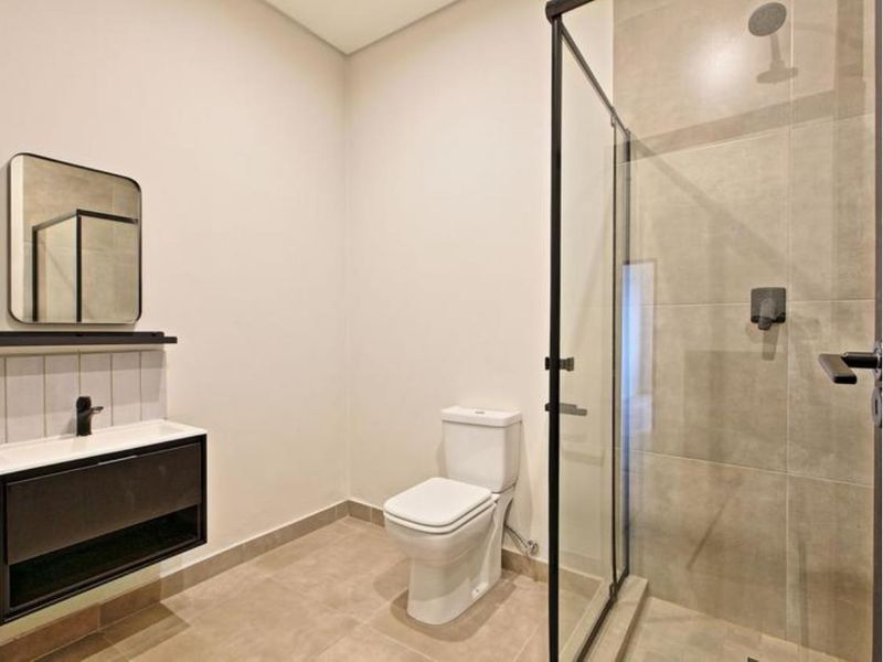 1 Bedroom Apartment for sale - Photo 5