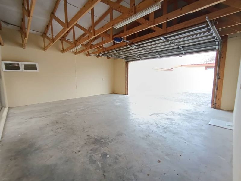 Freestanding Home to rent - Photo 8