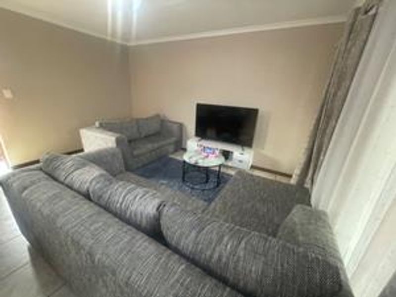 Charming Family Retreat: Comfort Meets Convenience in Edleen at only R880k - Photo 3