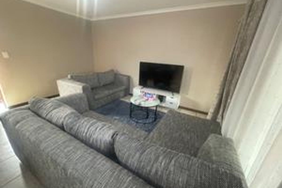 Charming Family Retreat: Comfort Meets Convenience in Edleen at only R880k - Photo 3
