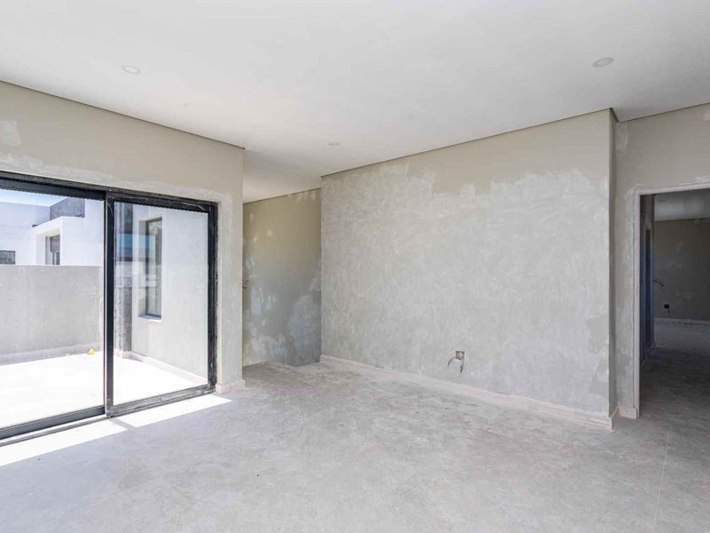 Supreme Sandown - Photo 10